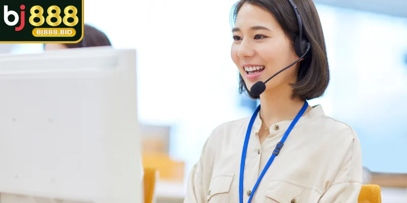 LIÊN HỆ BJ888 nhanh chóng qua tính năng trò chuyện trực tuyến